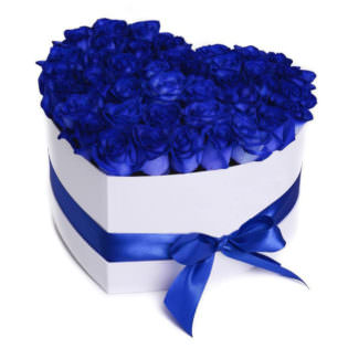 Цветы в коробке «Синее сердце»